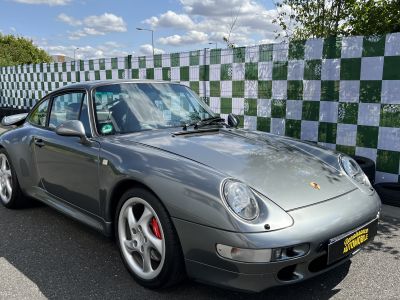 Covering Porsche 993 turbo
